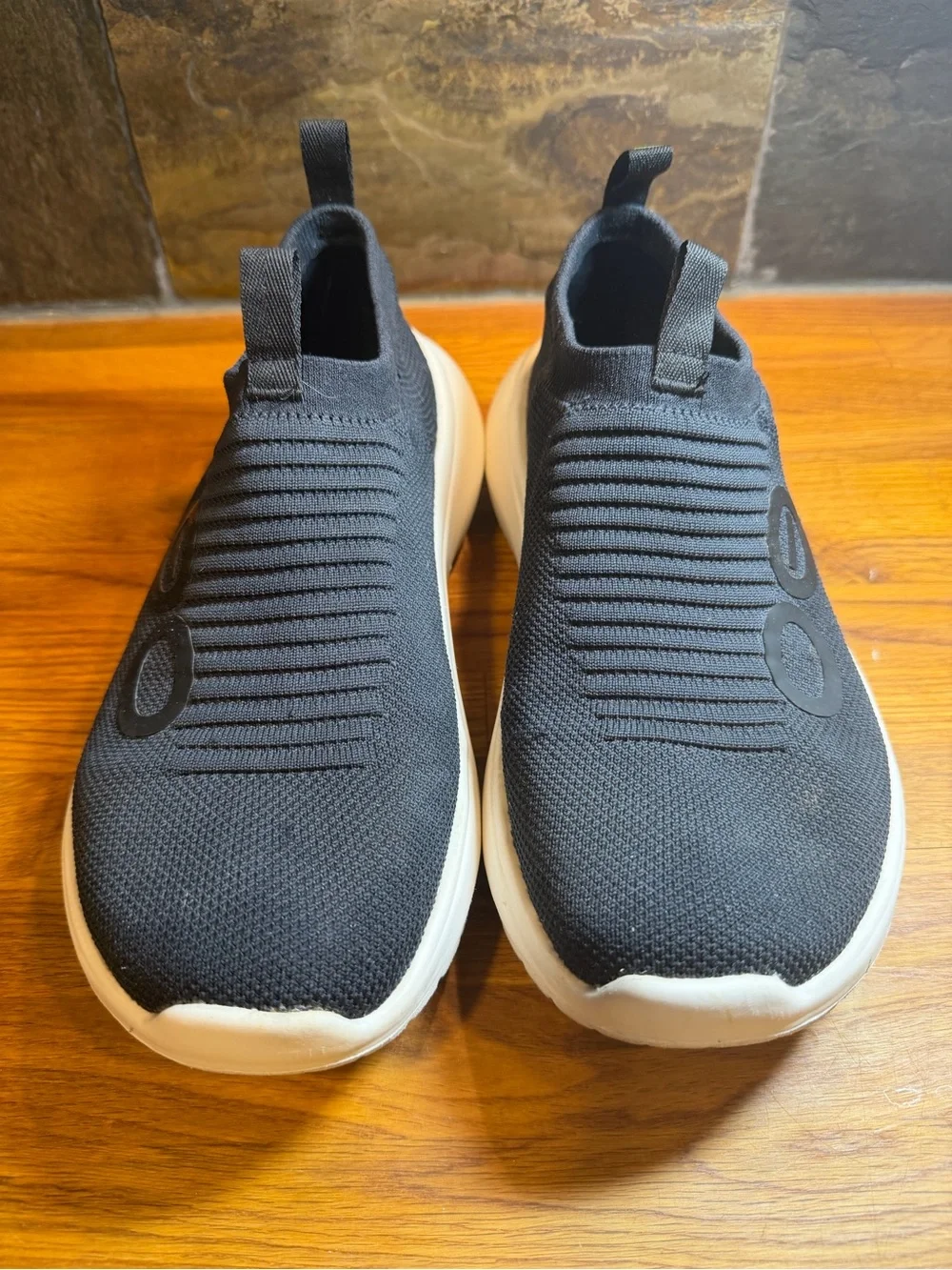 OOFOS OOmy Zen Black Recovery Shoe Slip-On - see measurements and read fully